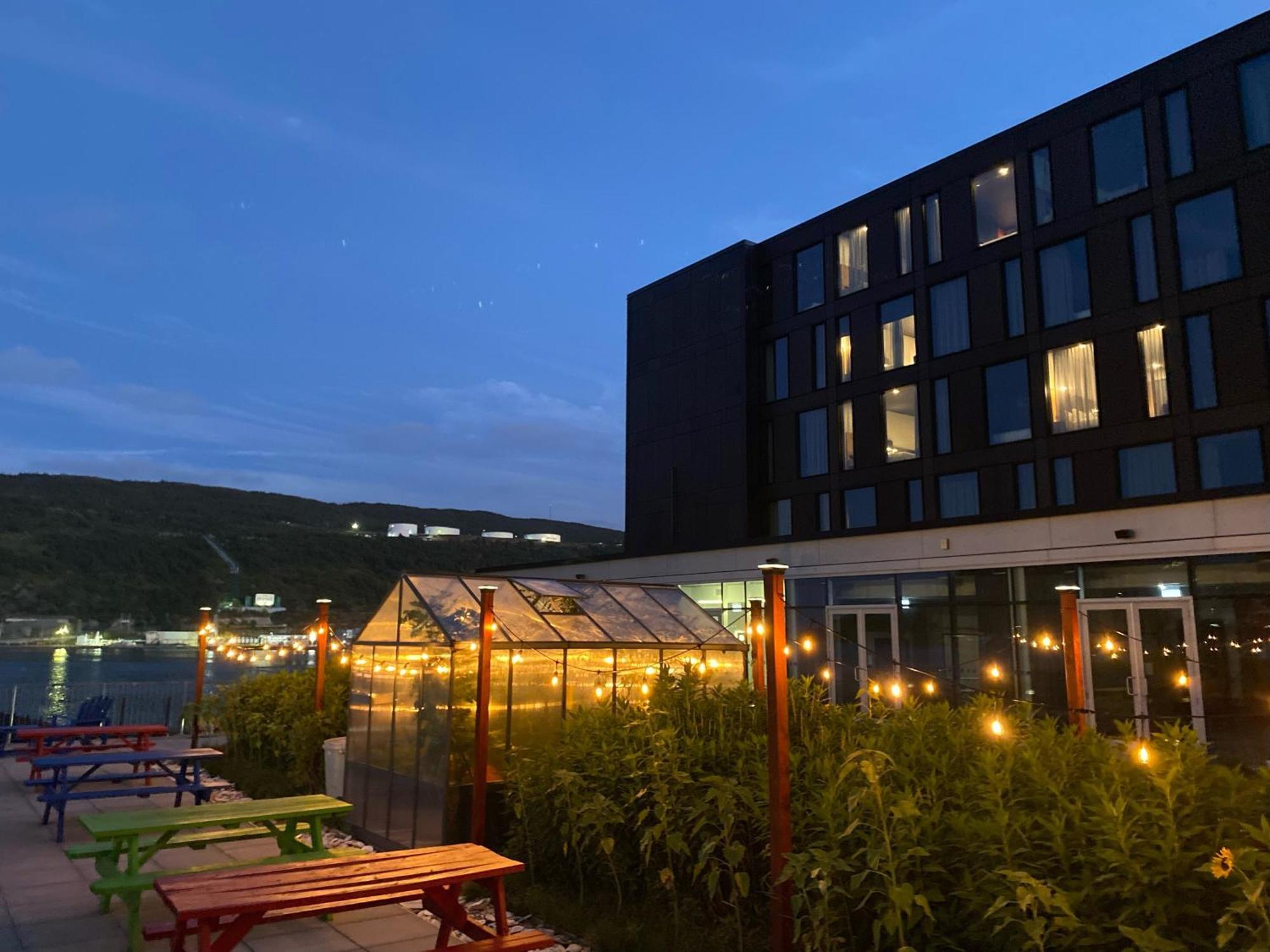 Alt Hotel Сент-Джонс Екстер'єр фото